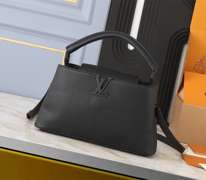 Louis Vuitton Capucines East-West MM Handbag In All Black - Louis Vuitton