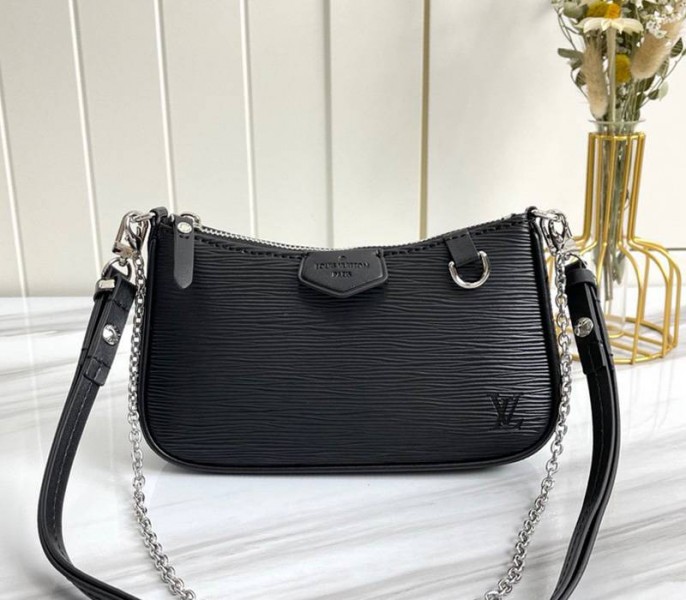 Louis Vuitton Epi Leather Easy Pouch On Strap In Black - Louis Vuitton