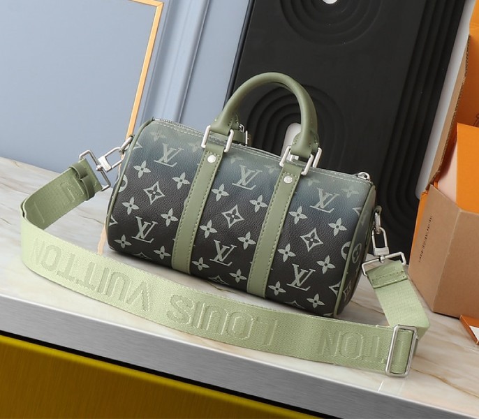 Louis Vuitton Monogram Gradient Canvas Keepall Bandouliere 25 City Bag In Khaki Green - Louis Vuitton