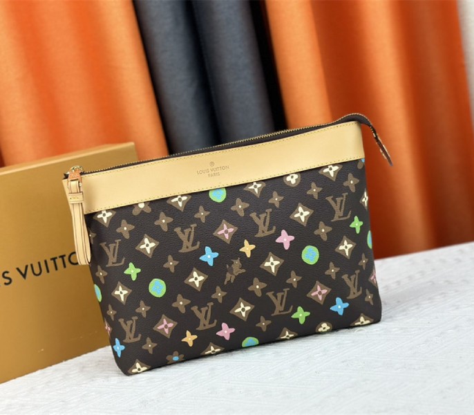 Louis Vuitton Monogram Craggy Voyage Souple Pochette In Chocolate - Louis Vuitton