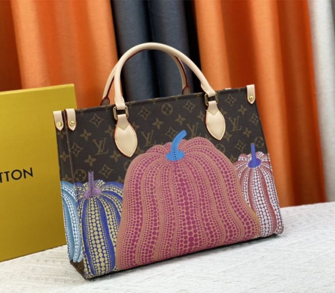 Louis Vuitton X YK Monogram Canvas Onthego MM Tote In Pumpkin - Louis Vuitton