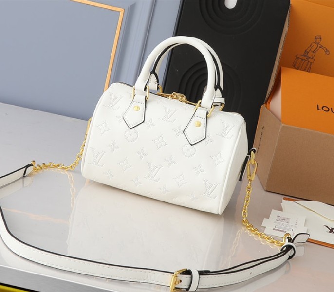Louis Vuitton Other Leathers Speedy Bandouliere 20 Handbag In Quartz White - Louis Vuitton