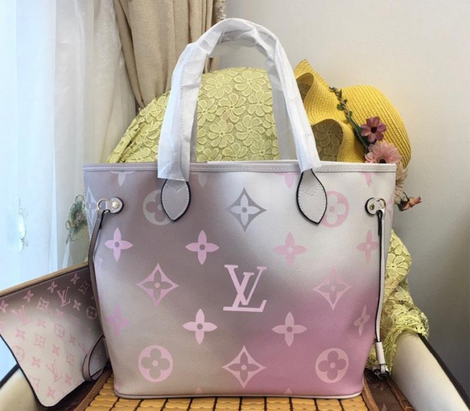 Louis Vuitton Spring 2022 Neverfull MM Tote In Sunset Kaki - Louis Vuitton
