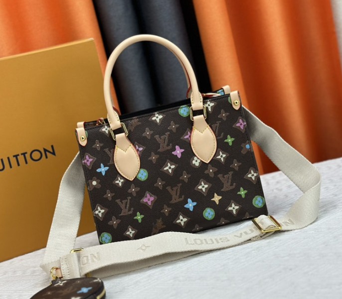 Louis Vuitton Monogram Craggy Onthego PM Tote In Chocolate - Louis Vuitton