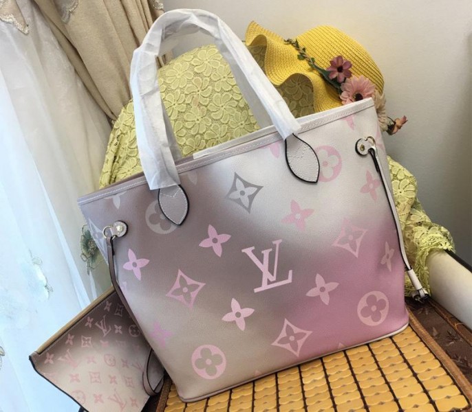 Louis Vuitton Spring 2022 Neverfull MM Tote In Sunset Kaki - Louis Vuitton