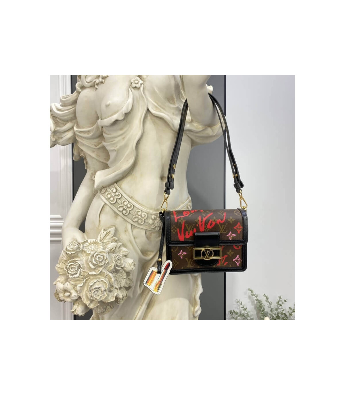 Louis Vuitton Mini Dauphine