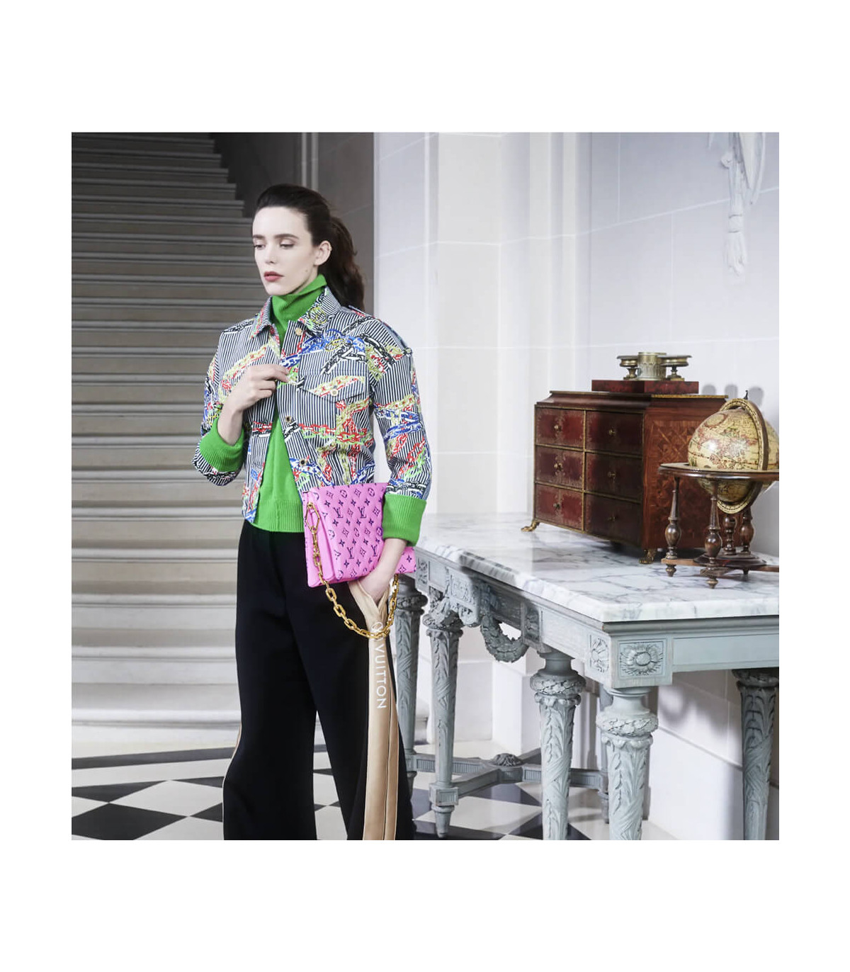 Louis Vuitton Coussin PM Pink