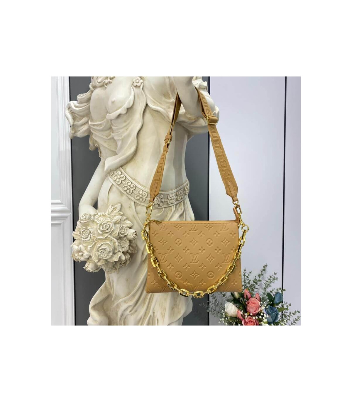 Louis Vuitton Coussin PM Apricot