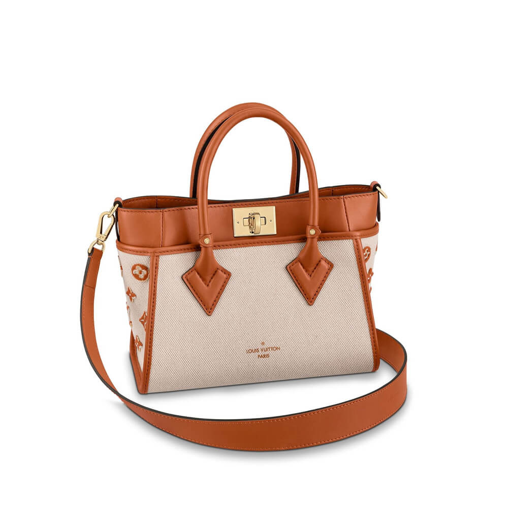 Louis Vuitton On My Side PM