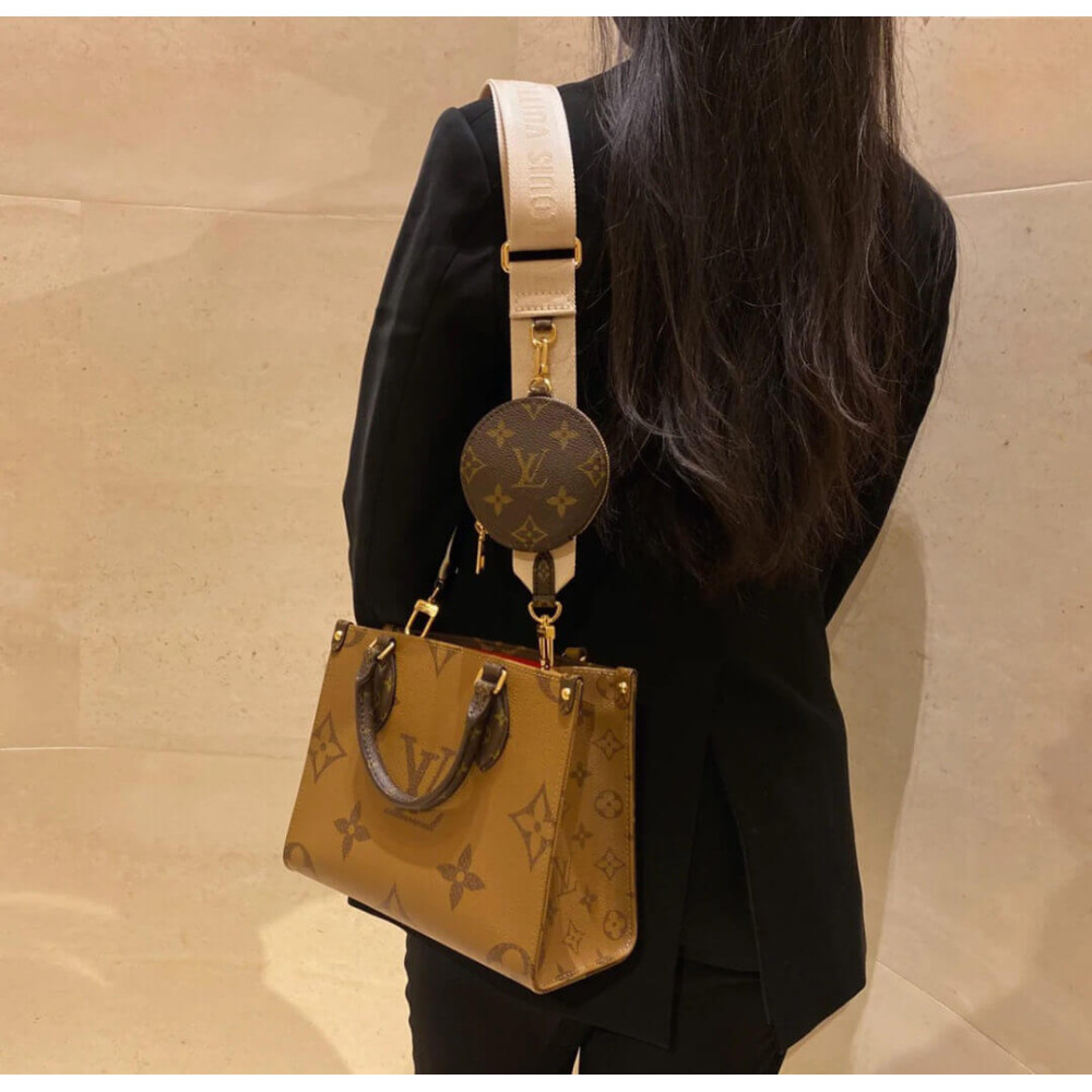 Louis Vuitton OnTheGo PM