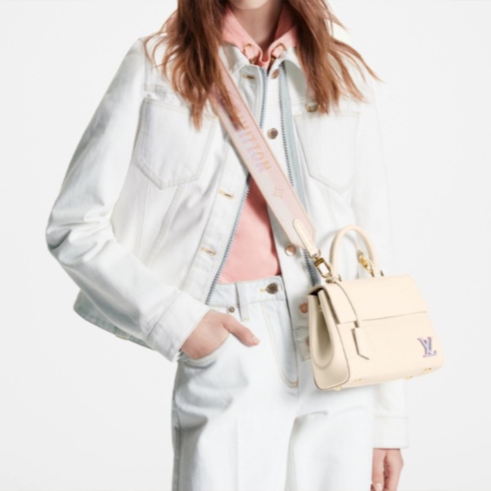 Louis Vuitton LV  Cluny Grained Leather Shoulder Bag Handbag (Replica)