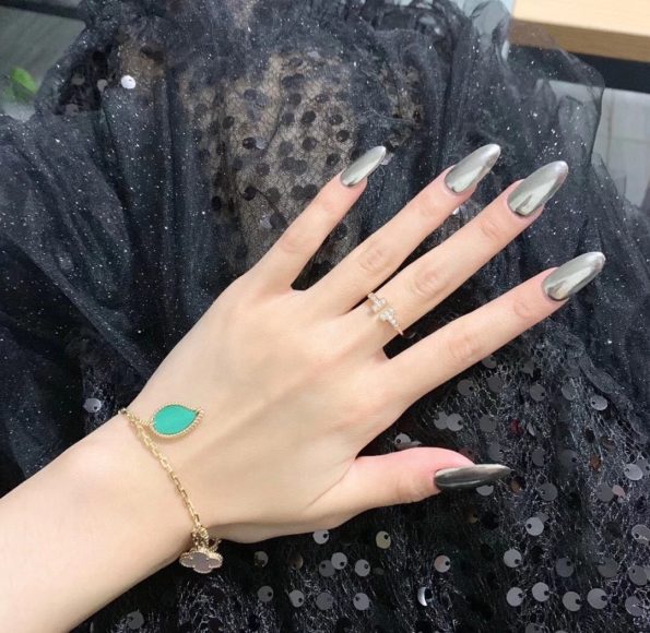 Van Cleef Lucky Bracelet Dupe, Four Motif