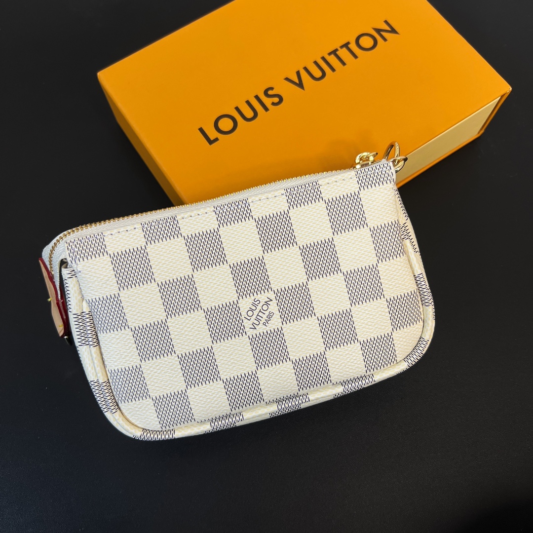 Louis Vuitton Multi Pochette Accessories Mini Bag Purse