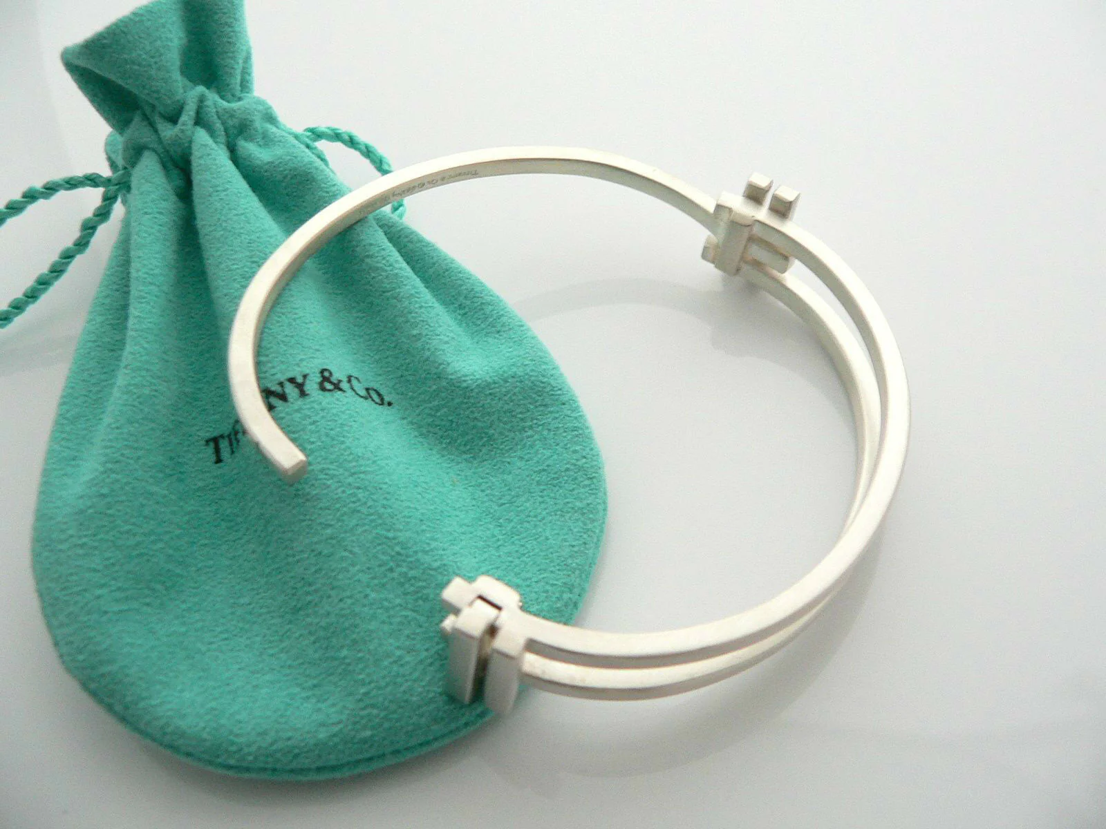 Tiffany & Co Silver Gehry Axis Bangle Bracelet Cuff Rare Gift Pouch Love Art