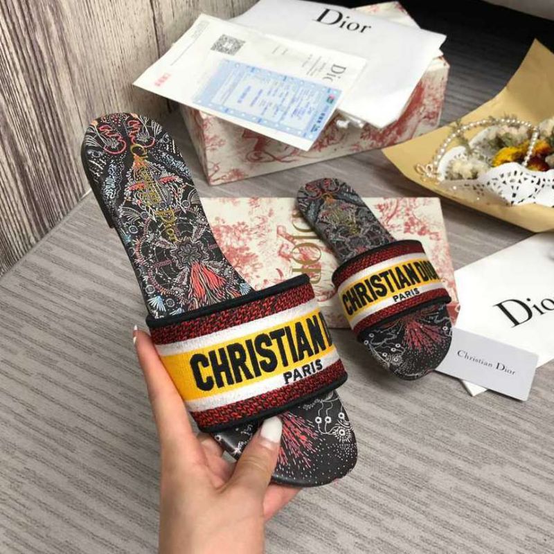 Dior DWAY Slide Slipper Sandals (Replica)