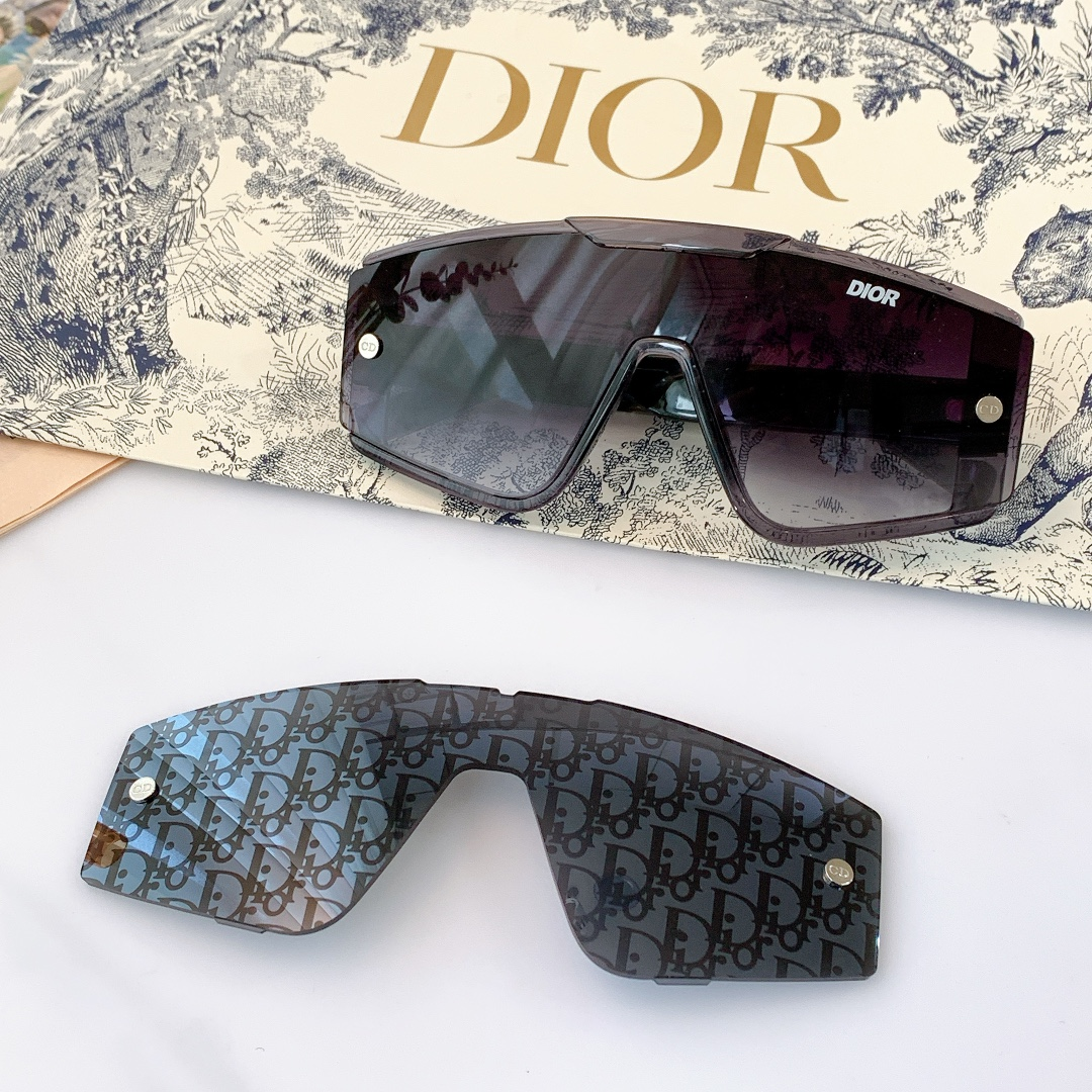 Dior XTREM MU  One-piece Box Sunglasses Top quality (Replica）