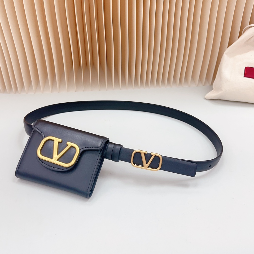 Valentino Leather Belts 1:1 Mirror Version