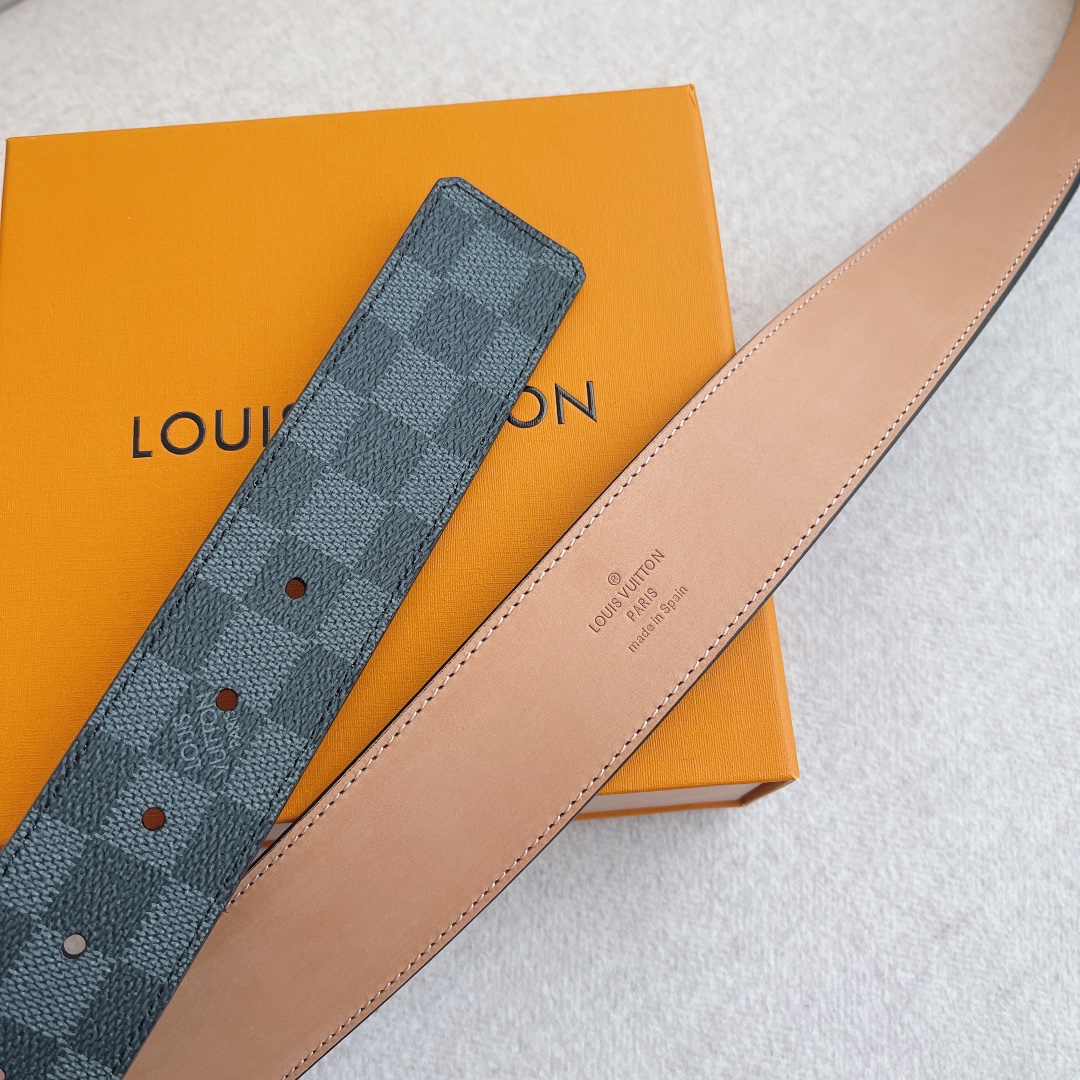 Louis Vuitton LV Leather Belts 1:1 Mirror Version