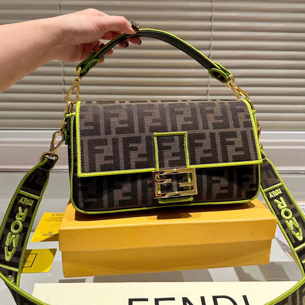 FENDI Baguette Bag Shoulder Bag(Replica)