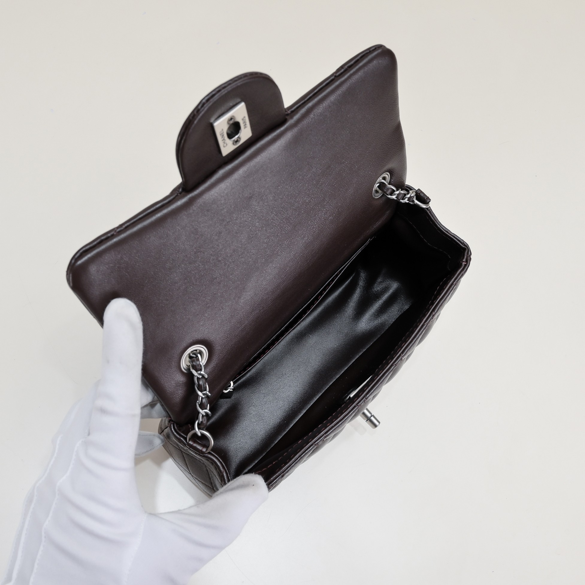 Chanel Cross Body Metal Ball Chain Shoulder Bag Handbag