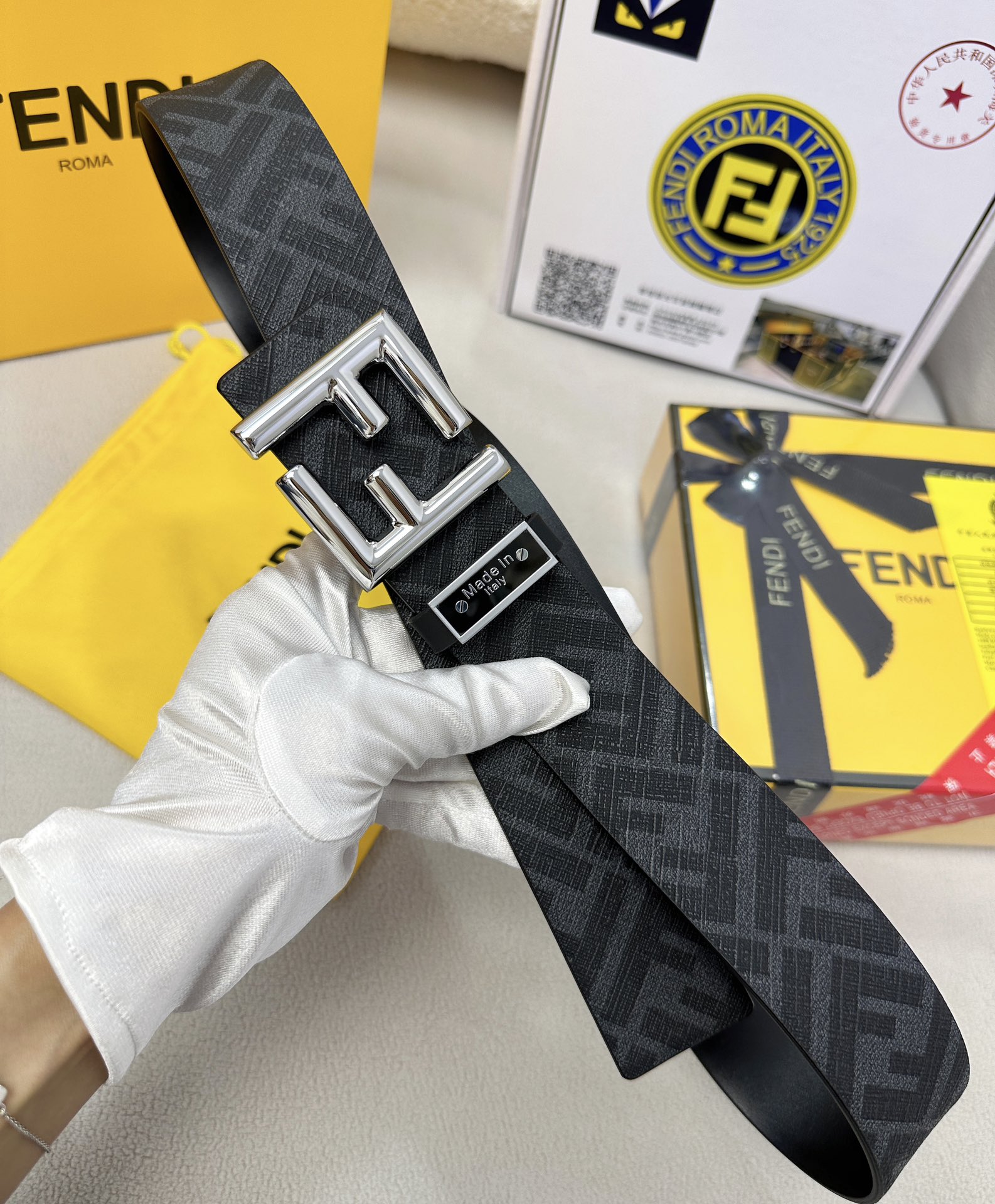 Fendi Leather Belts 1:1 Mirror Version