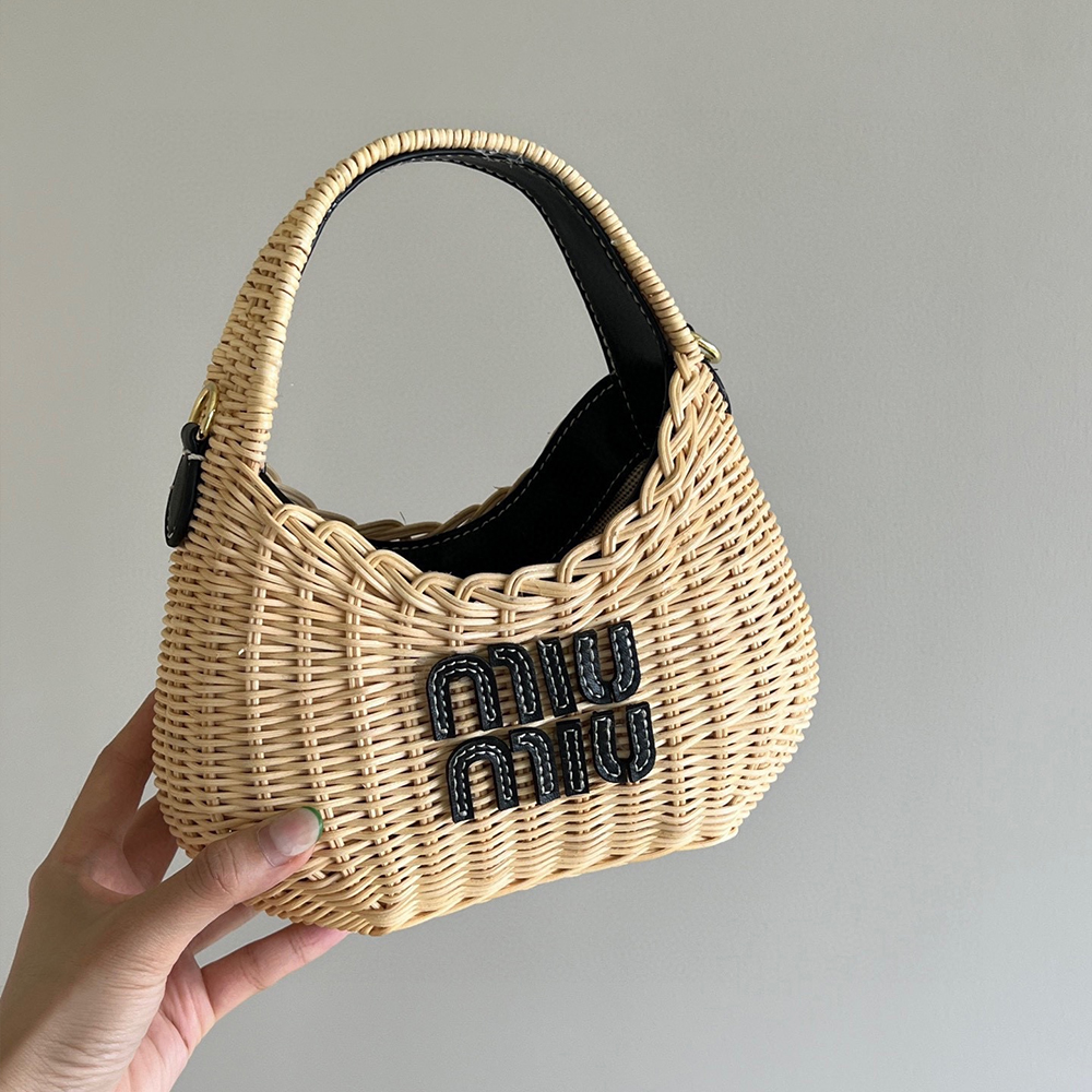 Miumiu Hobo Woven Wicker Shoulder Bag Crossbody Bag（Replica）