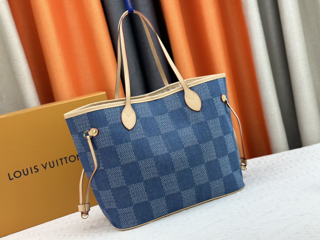 Louis Vuitton Neverfull Shoulder Bag Handbag