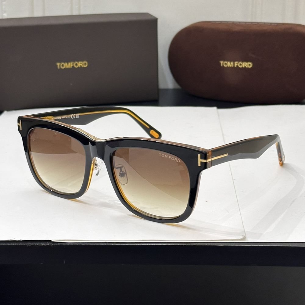 Tom Ford Gradient Clear Sunglasses Top Quality（Replica）