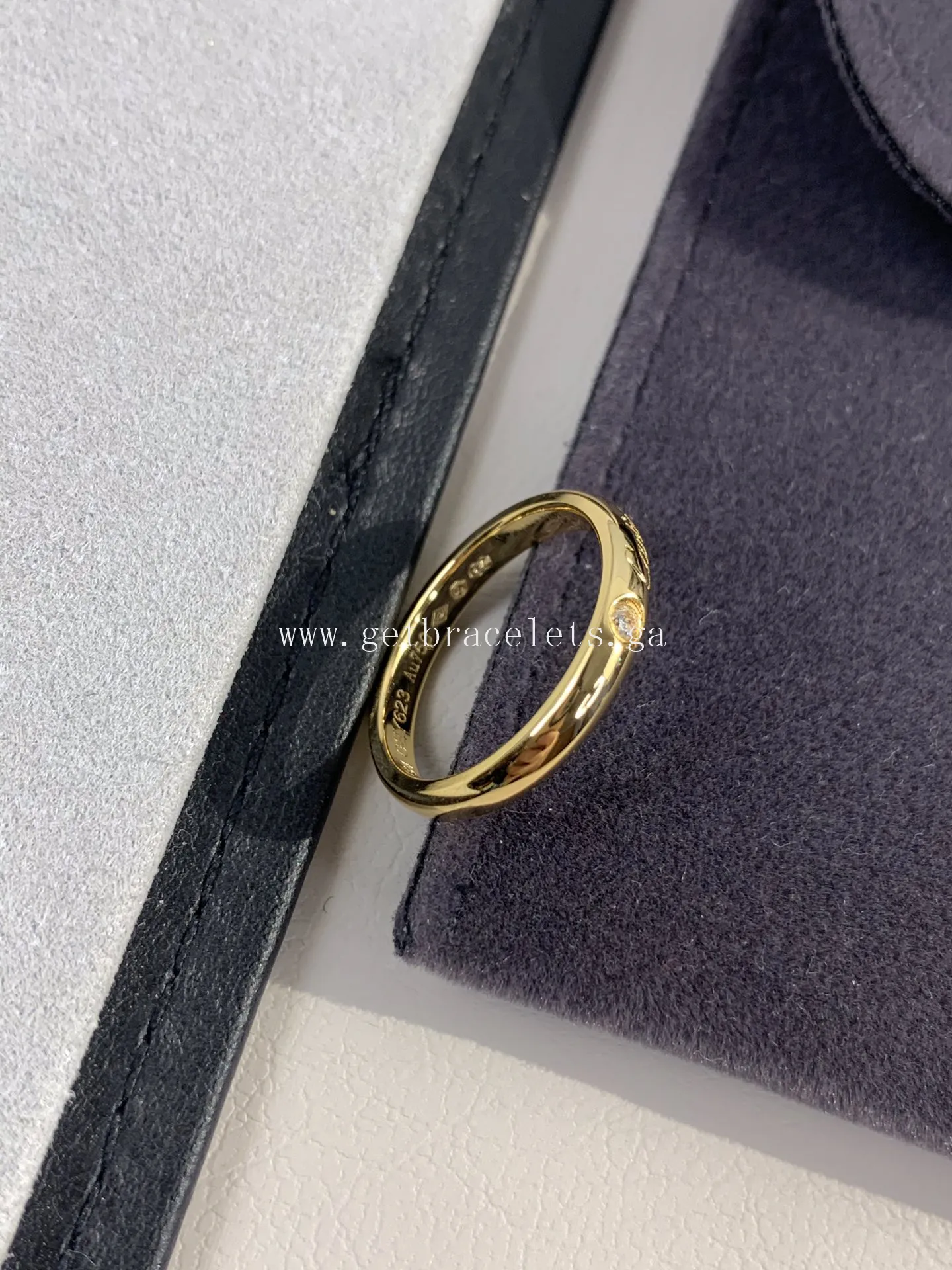 Cartier 1895 Wedding ring With 1 Diamonds Yellow Gold