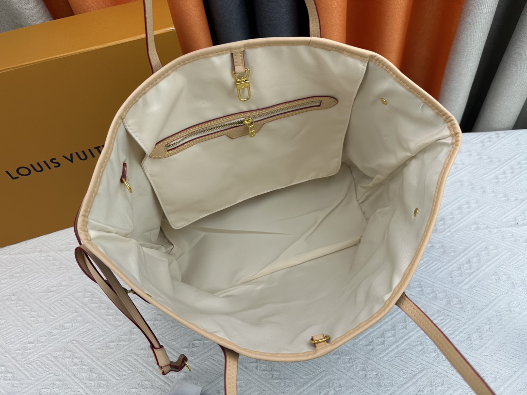 Louis Vuitton Neverfull Shoulder Bag Handbag