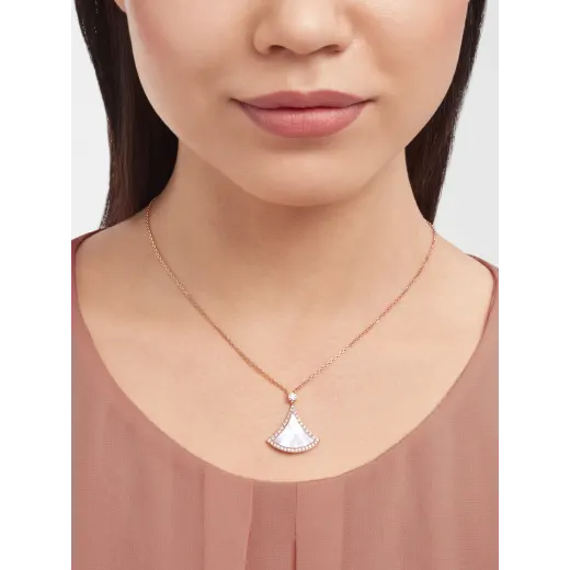 BVLGARI DIVAS' DREAM NECKLACE, White Mother-of-Pearl & Malachite, Three Style