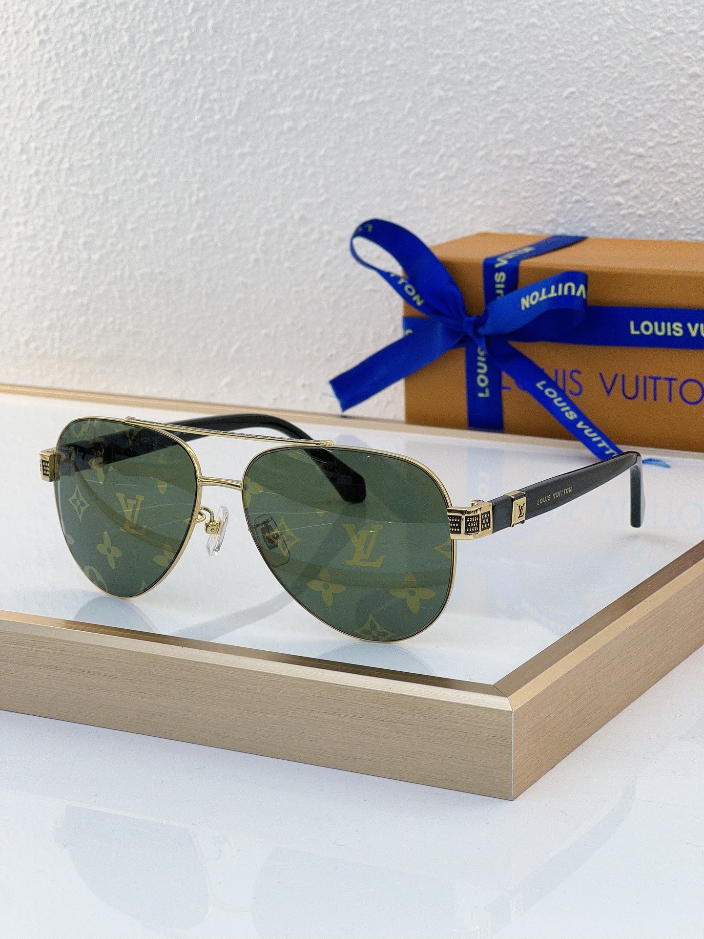Louis Vuitton LV Sunglasses