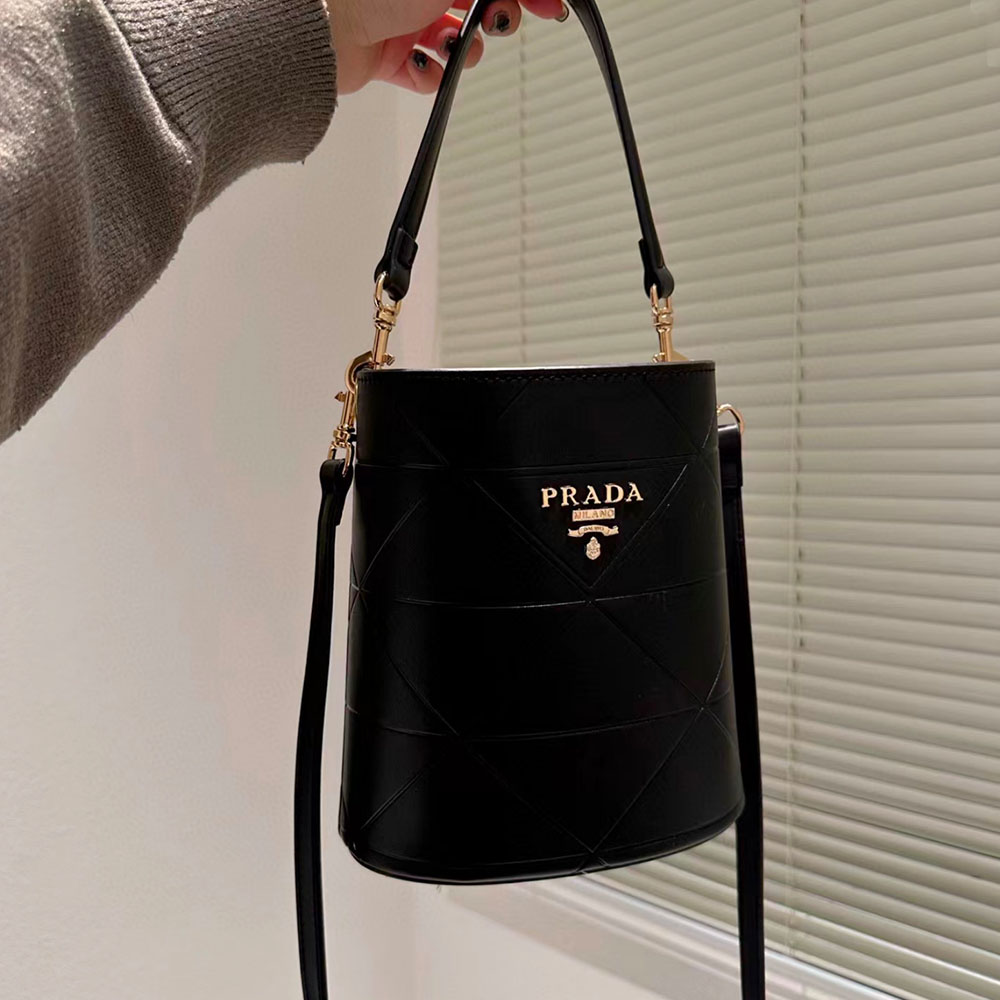 Prada Checkered Bucket Bag Shoulder Bag（Replica）