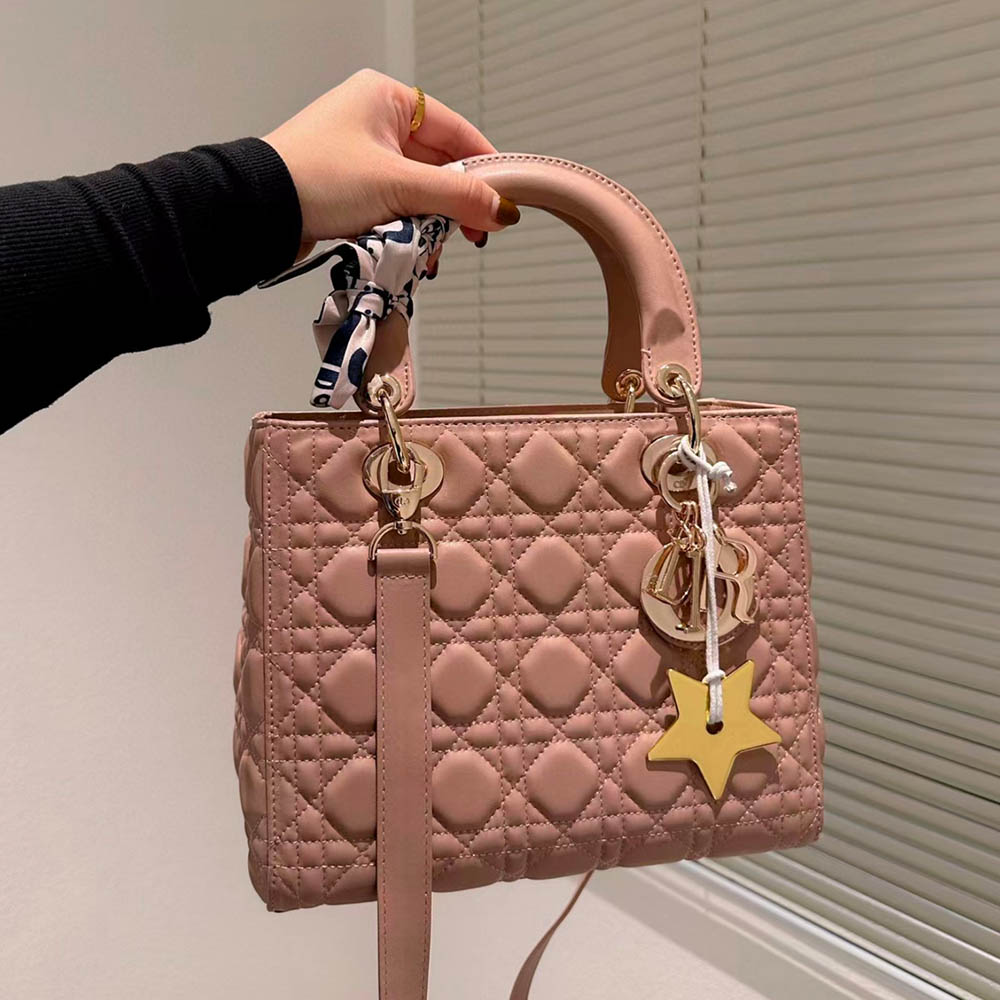 DIOR Medium Lady Bag-Lambskin (Replica)