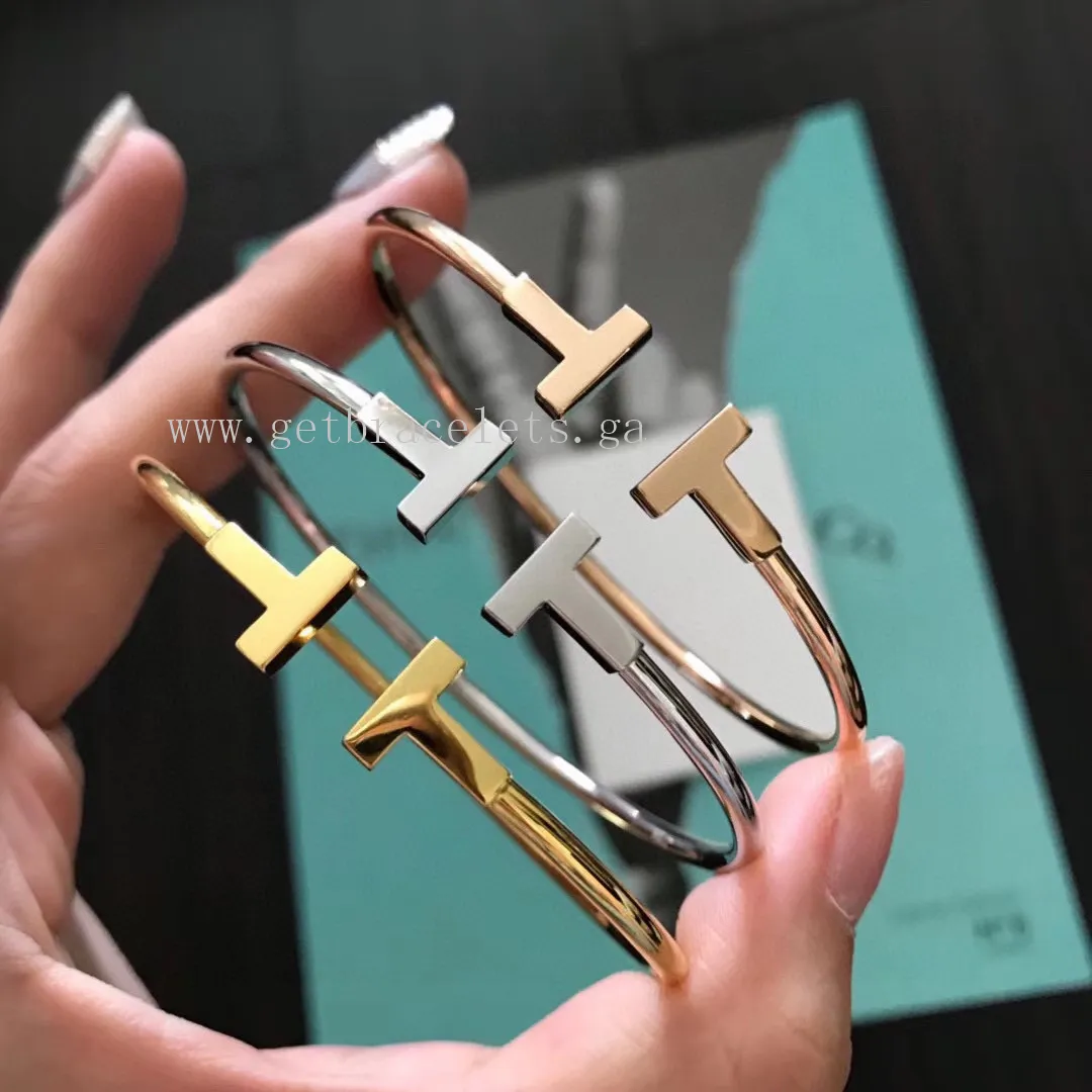 Tiffany T Wide Wire Bracelet in Yellow Gold/Rose Gold/White Gold