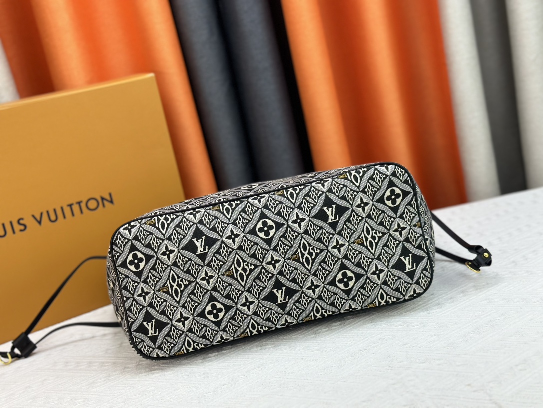 Louis Vuitton Neverfull M40995 Shoulder Bag Handbag