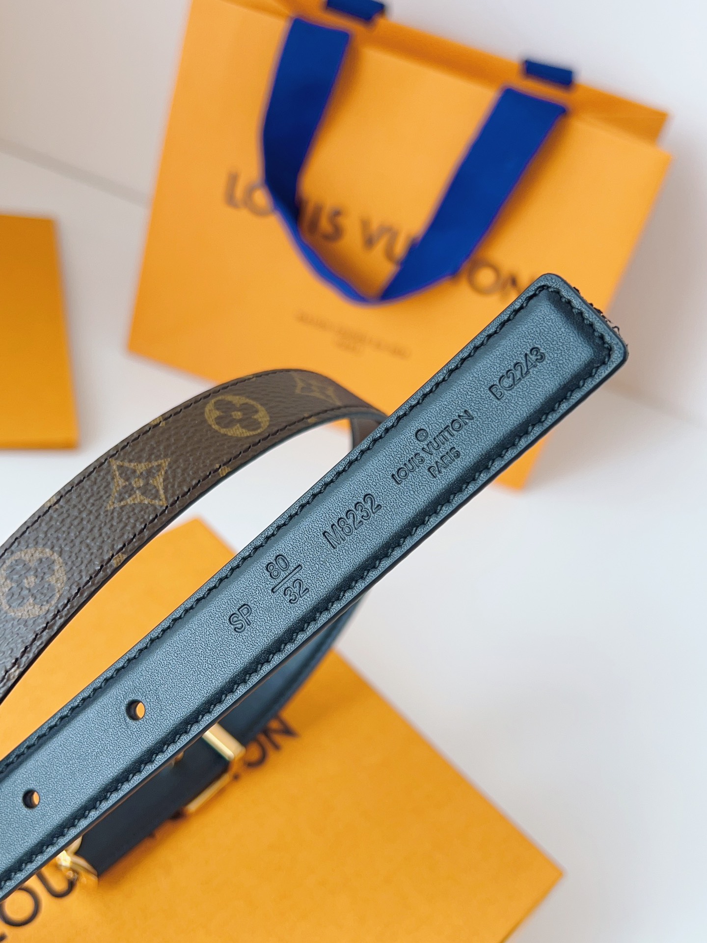 Louis Vuitton LV Leather Belts 1:1 Mirror Version