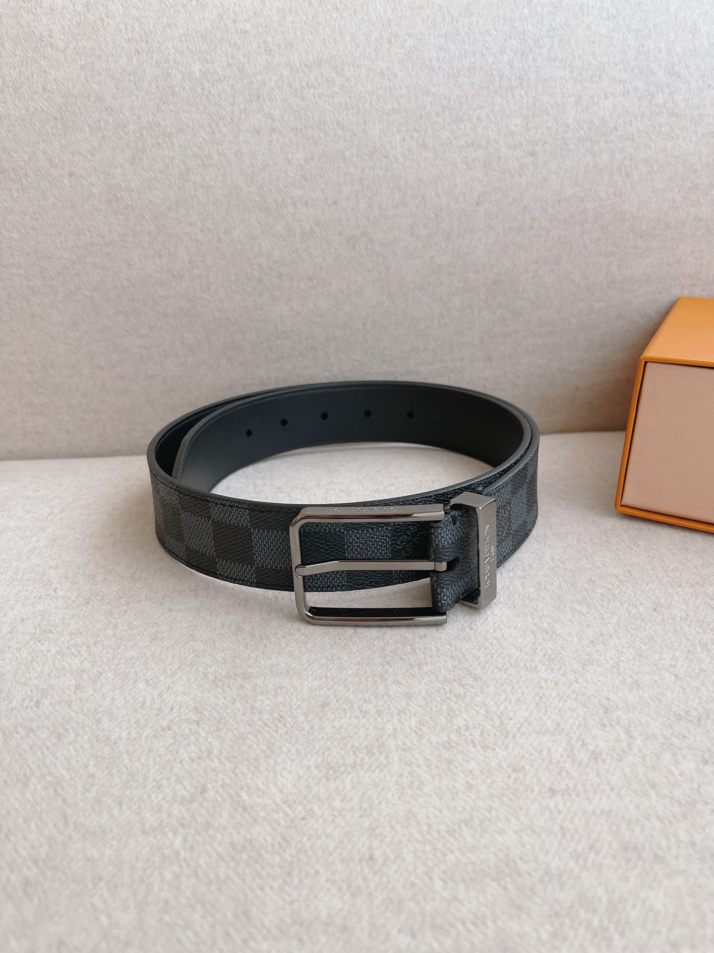 Louis Vuitton LV Leather Belts 1:1 Mirror Version