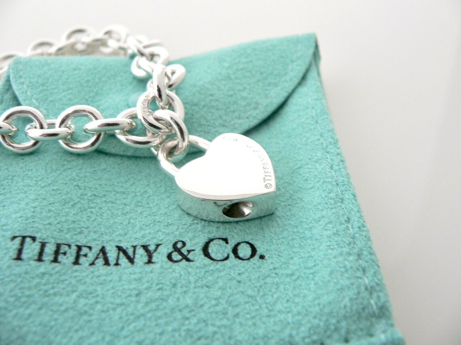 Tiffany & Co Blue Enamel Heart Padlock Bracelet Charm Love Gift Pouch 8 Inches