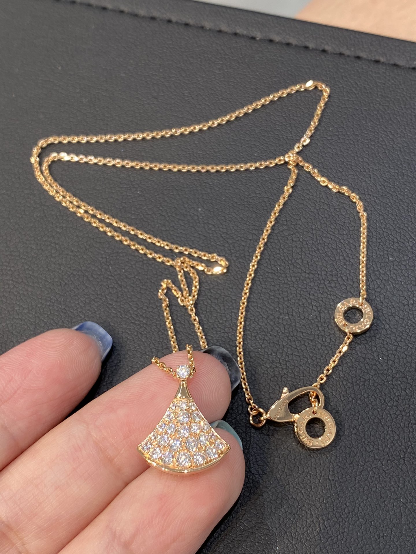 BVLGARI DIVAS' DREAM NECKLACE, Full Diamonds