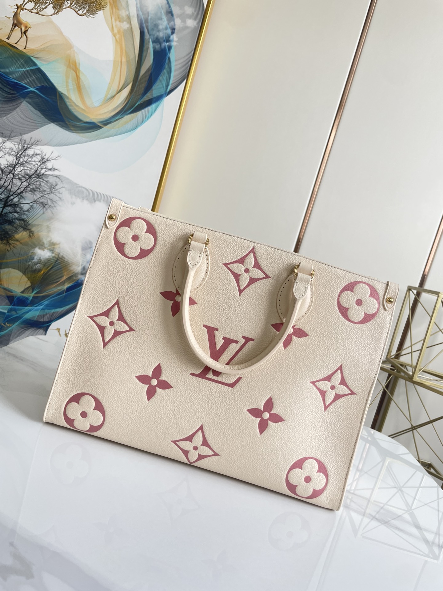 Louis Vuitton OnTheGo MM Tote Bag M21575