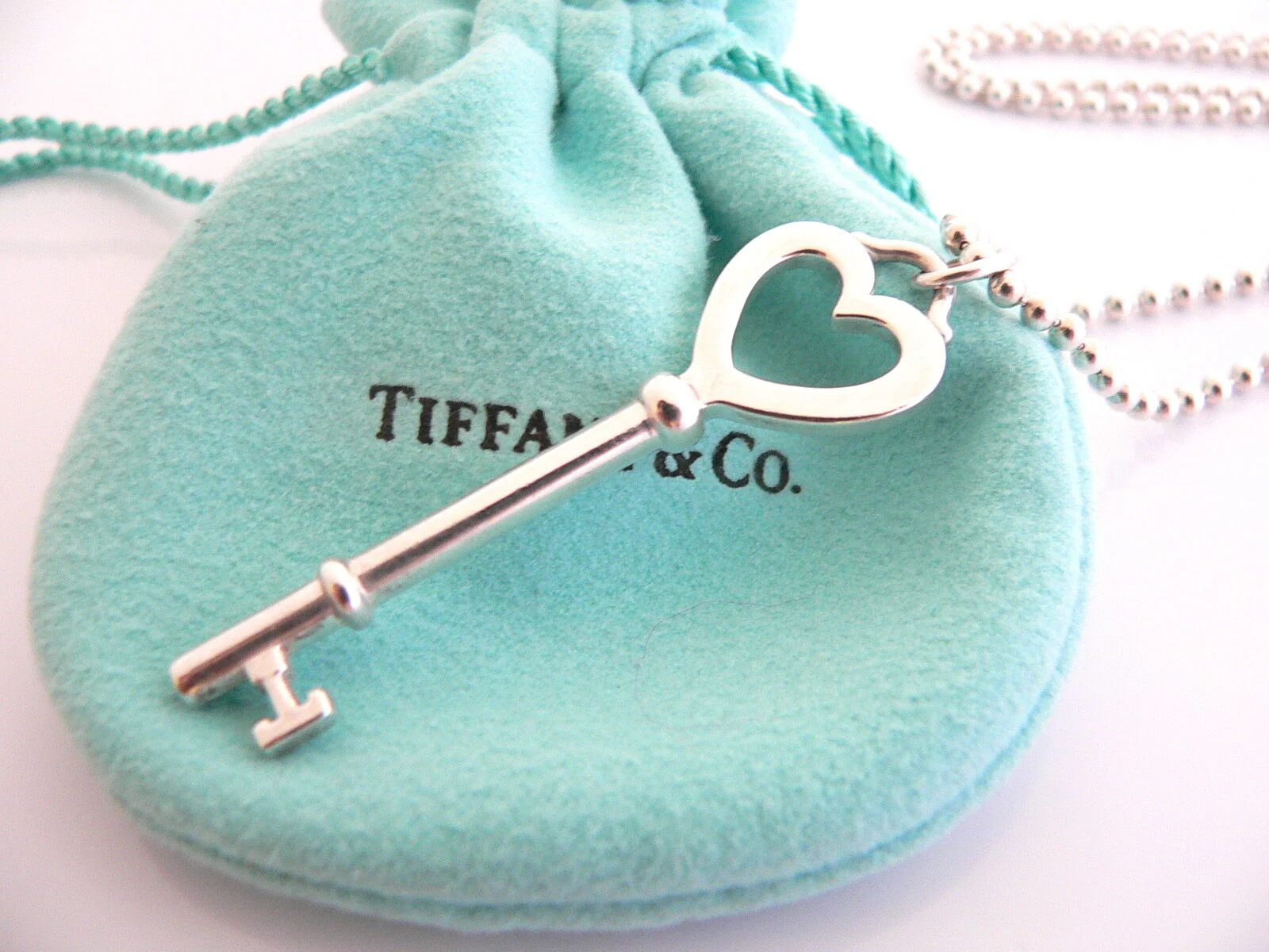 Tiffany Co Silver Large Heart Key Necklace Pendant Charm 34 in Chain Gift Pouch