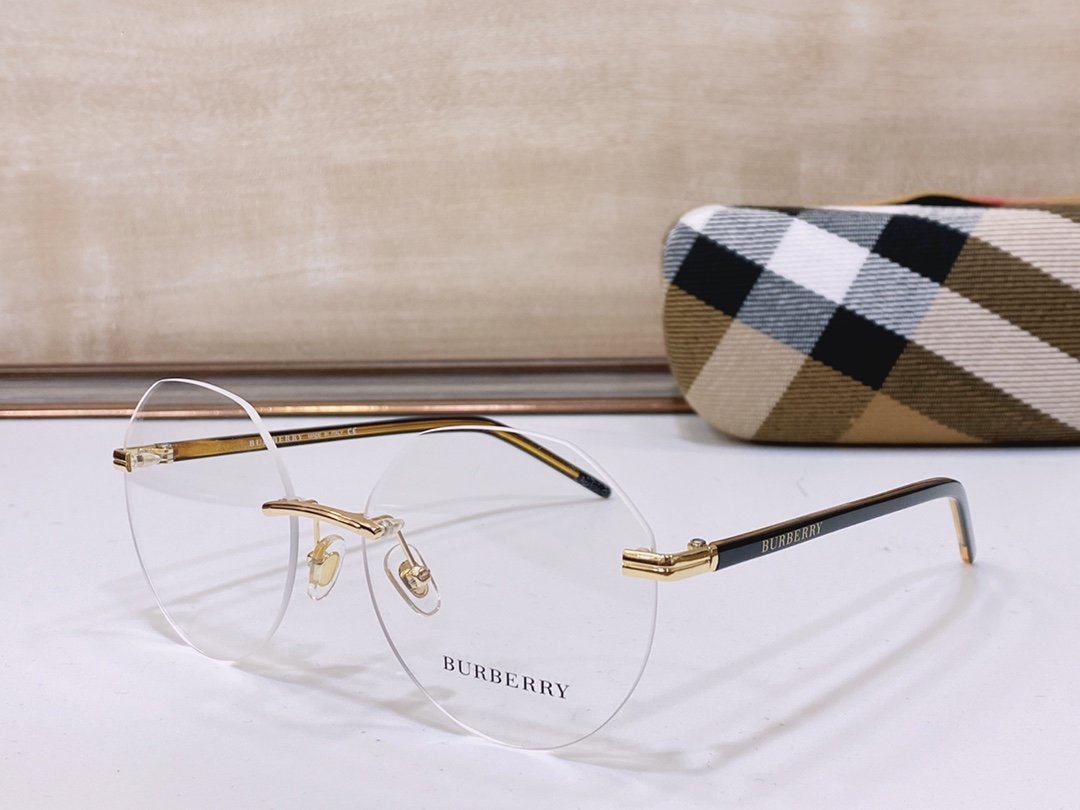 Burberry Sunglasses