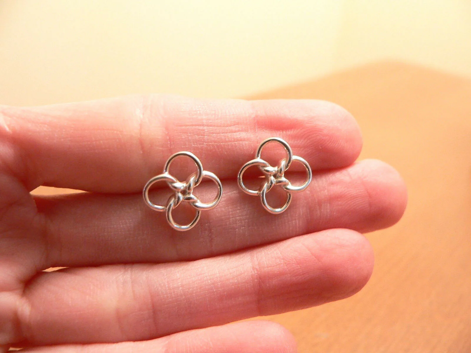 Tiffany & Co Silver Peretti Quadrifoglio Lucky Clover Earrings Studs Gift Love