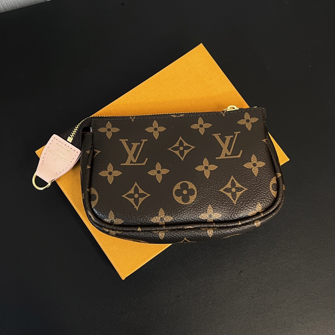 Louis Vuitton Multi Pochette Accessories Mini Bag Purse