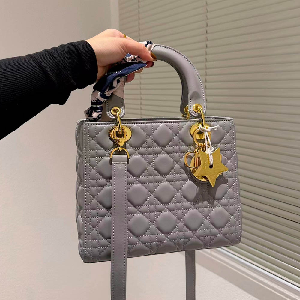 DIOR Medium Lady Bag-Lambskin (Replica)