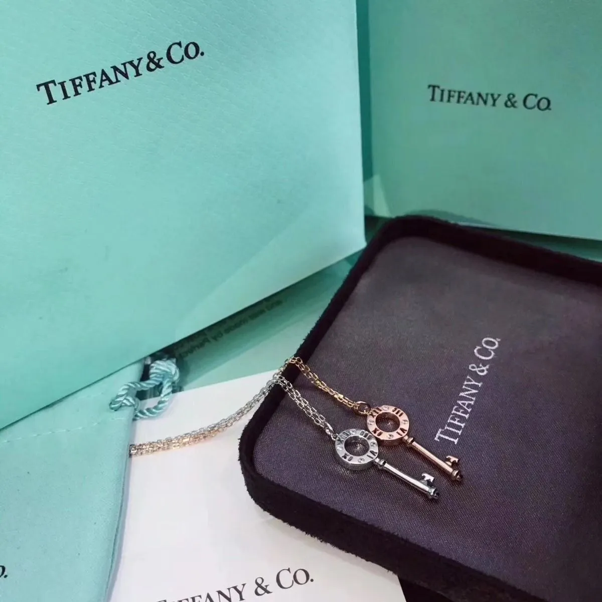 Tiffany Atlas Pierced Key Inlaid Crystals Pendant Necklace Hot Selling Jewellery Online GRP09023