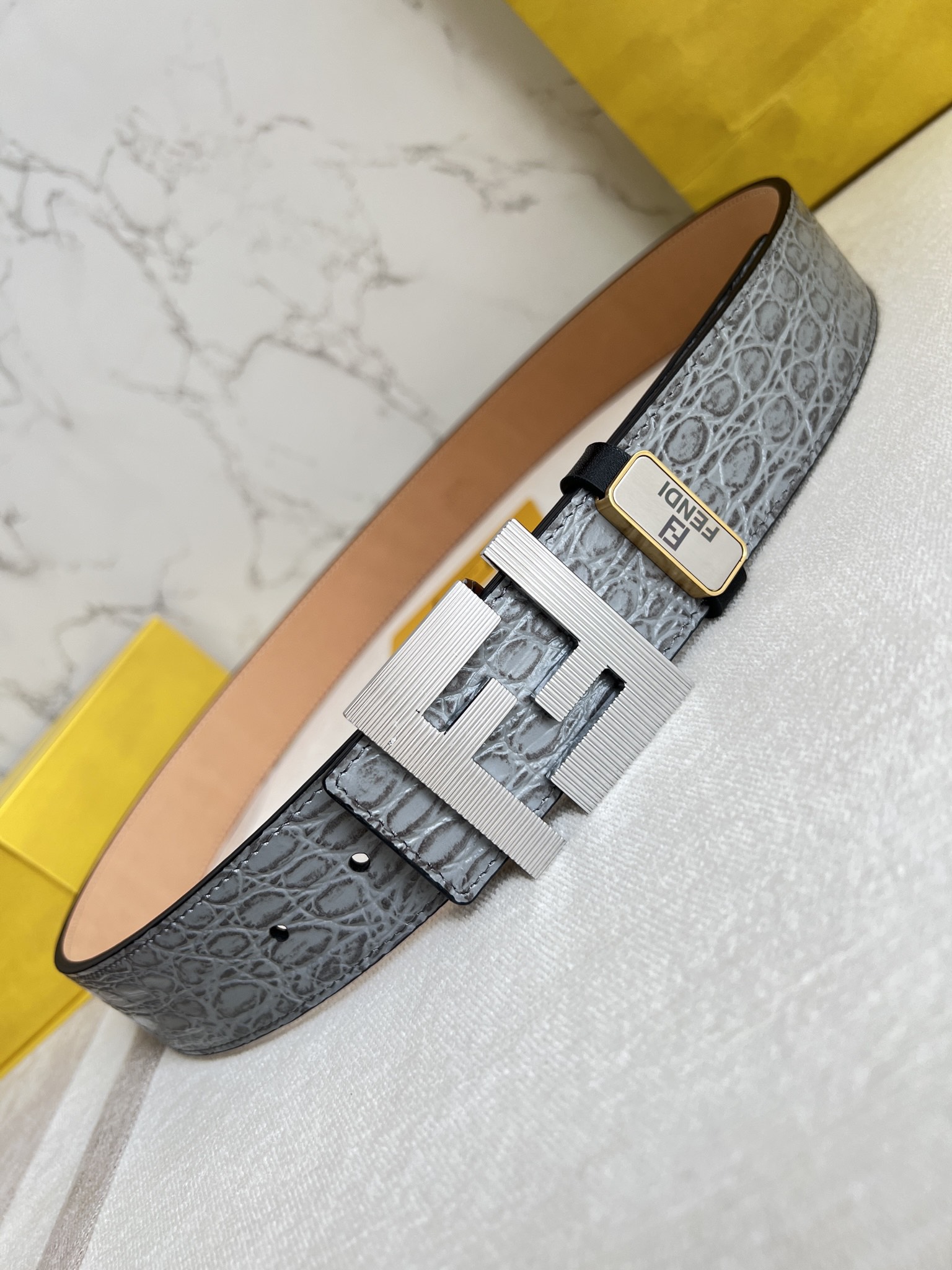 Fendi Leather Belts 1:1 Mirror Version