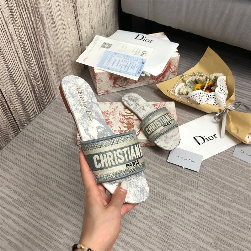 Dior DWAY Slide Slipper Sandals (Replica)