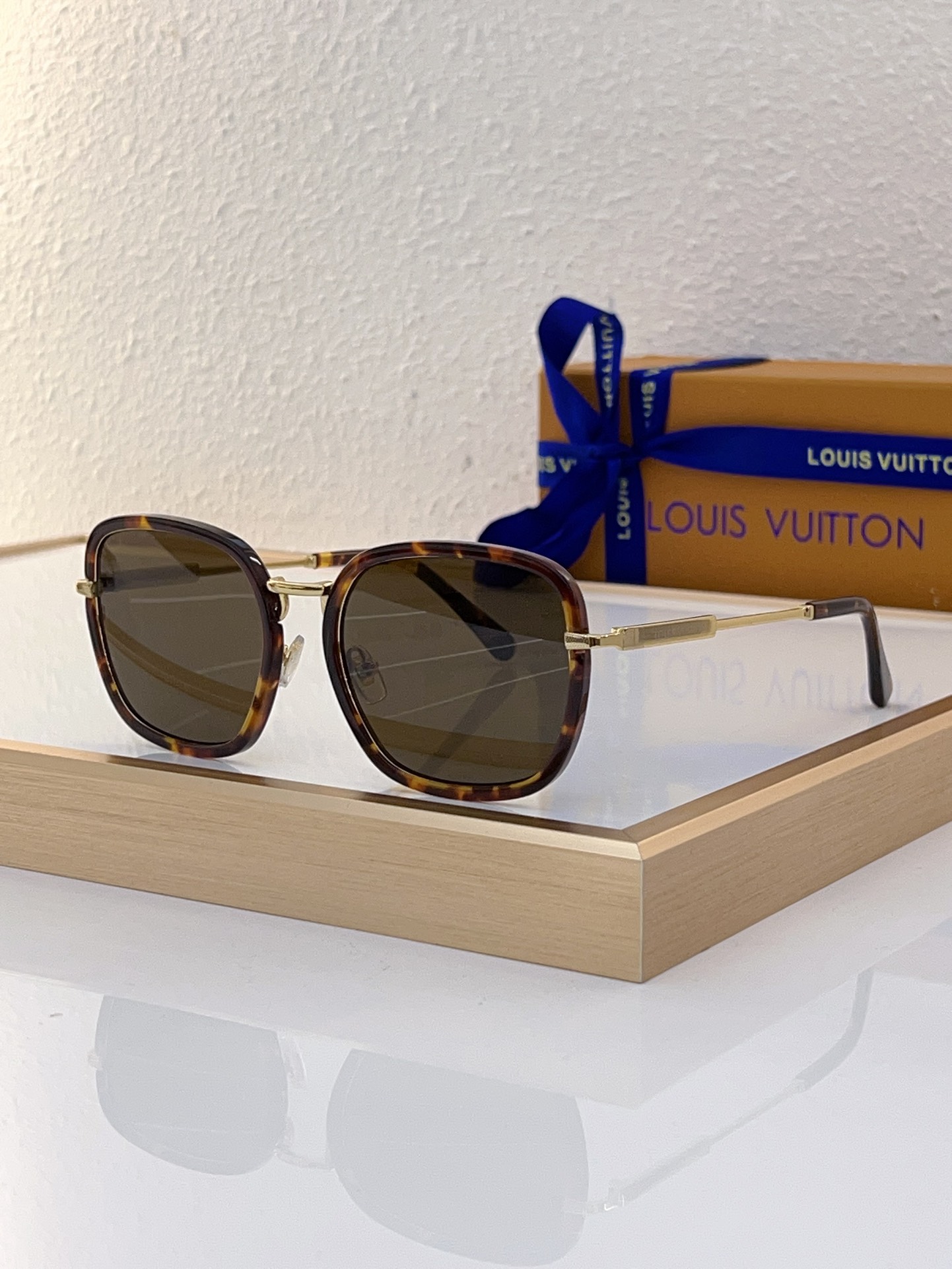 Louis Vuitton LV Sunglasses